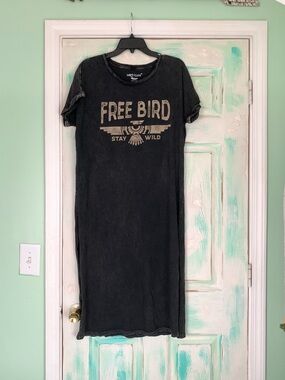 HRT & LUV Freebird Stay Wild Black Mineral Wash Side Slit T-Shirt Dress Large